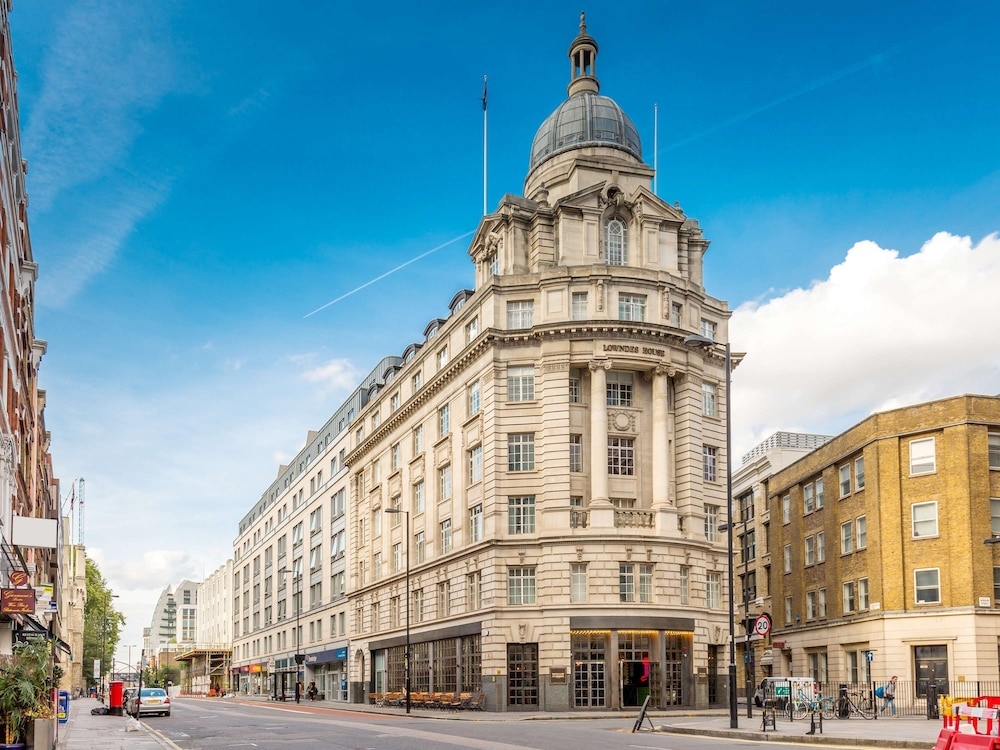 Travelodge London Central City Road Hotel, London