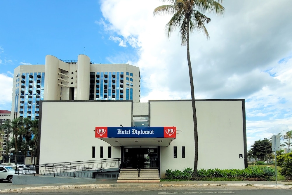Hotel Diplomat by Bsb Inn