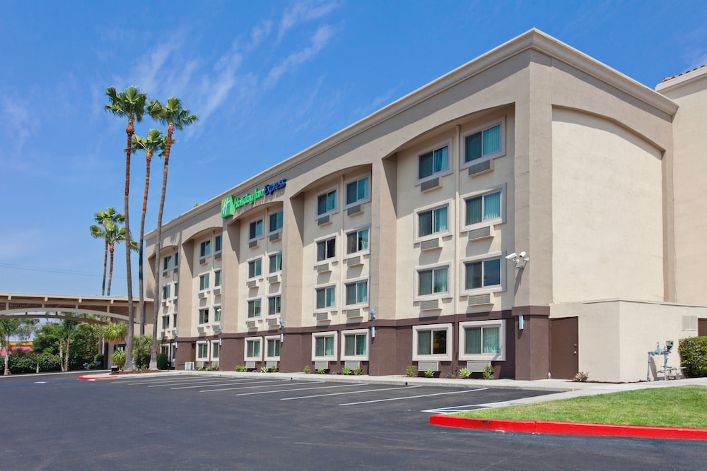 Holiday Inn Express San Bernardino - Colton by IHG, Colton
