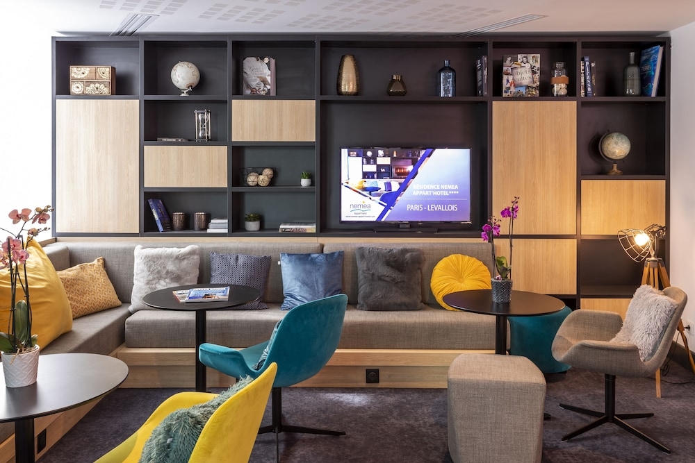 Foto de NEMEA Appart Hotel Paris Levallois