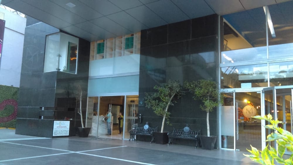 Elite 47 Hotel & Suites