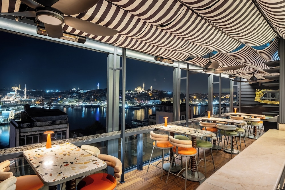 Foto de Momento Golden Horn Hotel