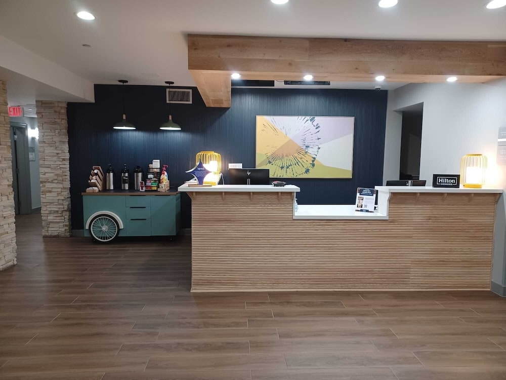 Spark by Hilton Redlands, Redlands