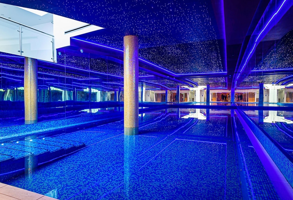 Atrium Hotel Heathrow, Feltham