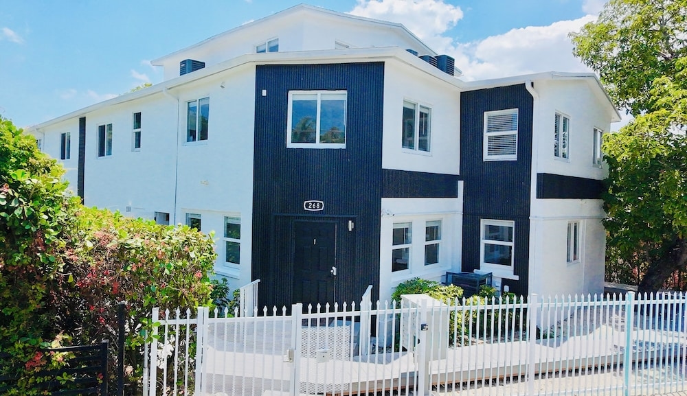 Renzzi Villas