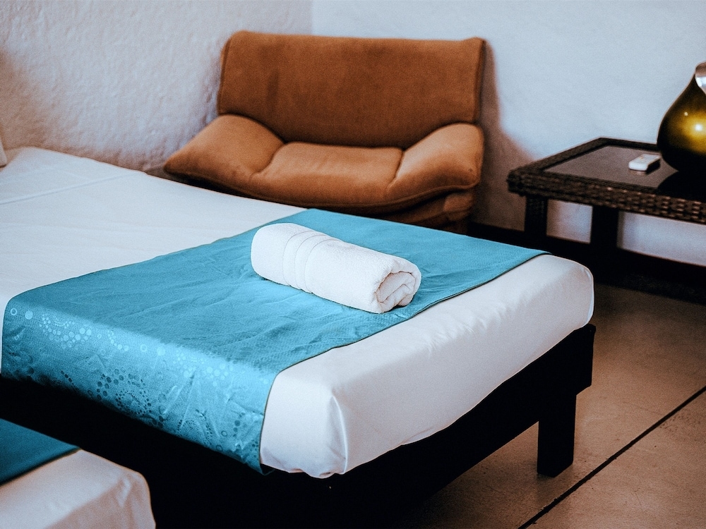 Foto de Hotel Sansiraka Suites By GEH Suites