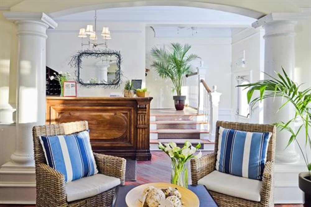 Newport Beach Hotel, A Four Sisters Inn, Newport Beach