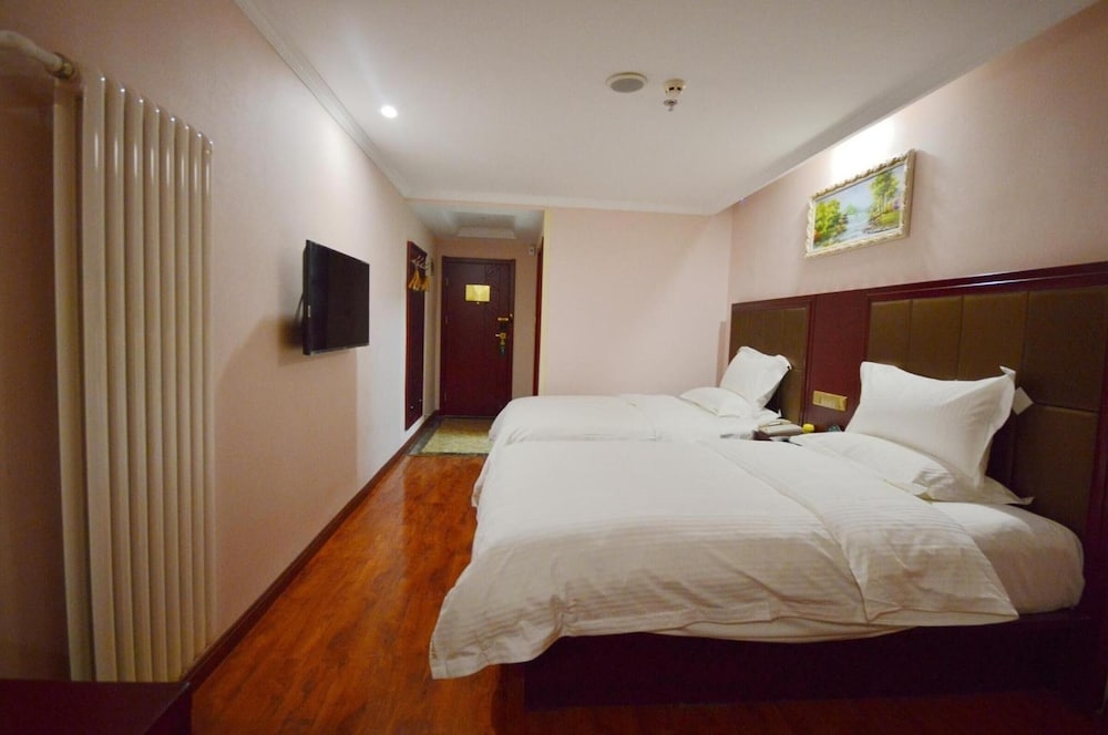 Foto de GreenTree Inn Weihai North Qingdao Road Express Hotel