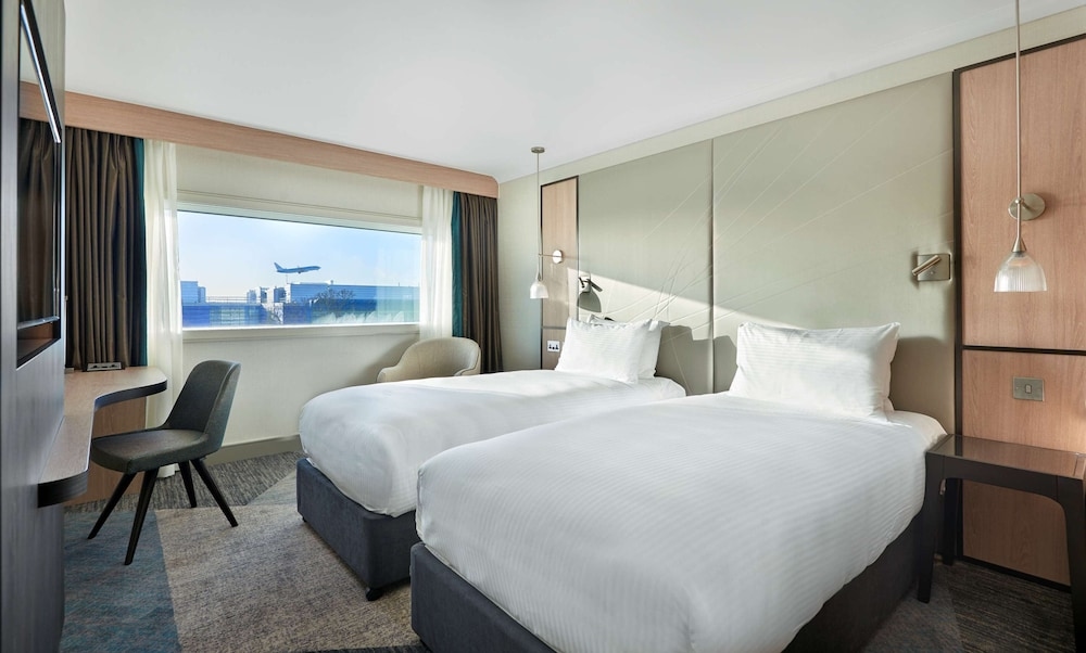 Hyatt Place London Heathrow Airport, West Drayton