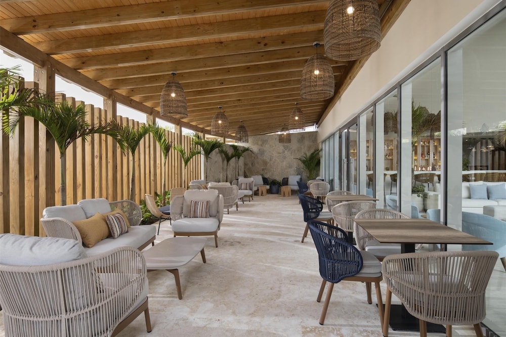 Foto de Royal Beach Hotel Punta Cana A Jdv By Hyatt Hotel