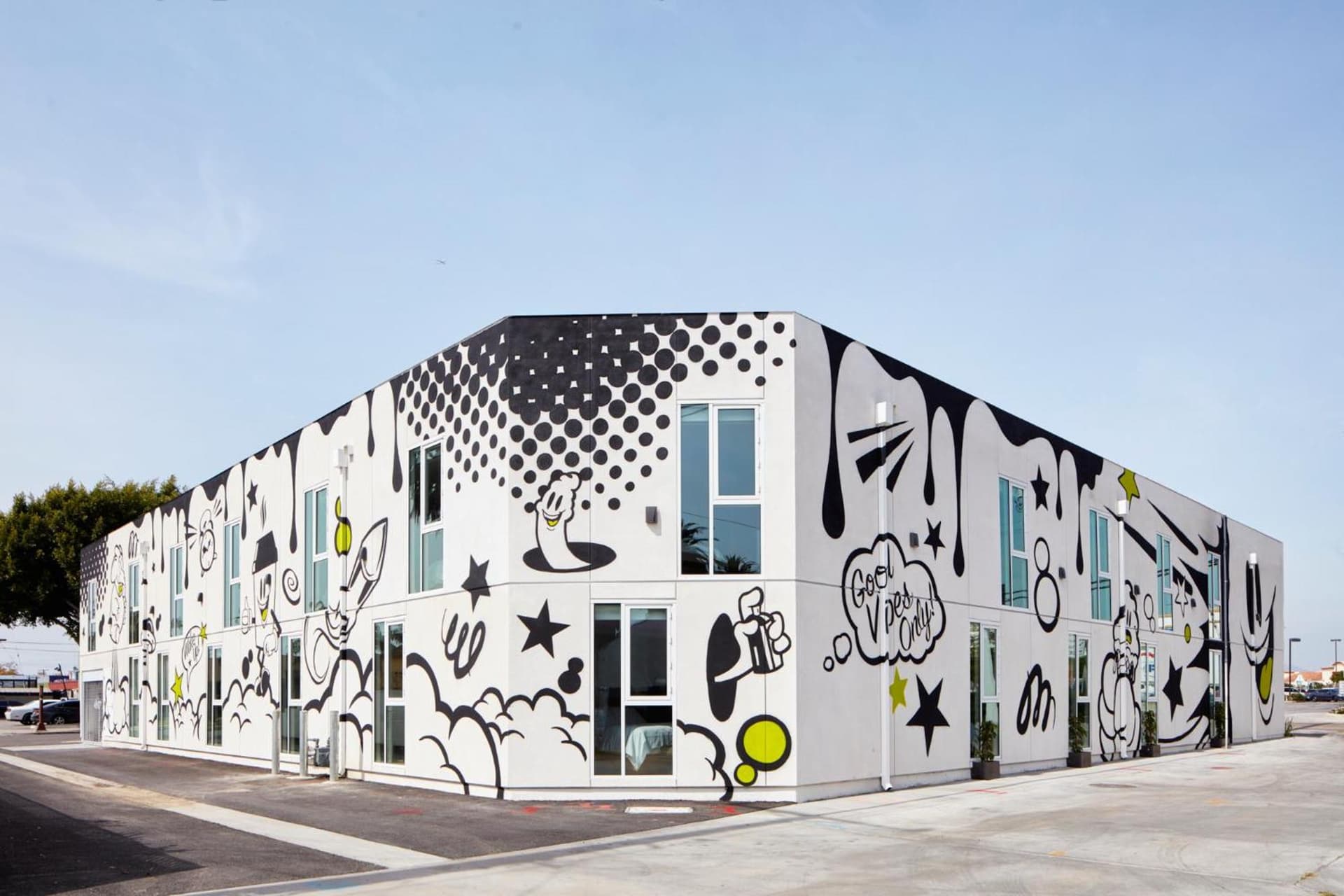 Mayumi, Culver City, foto 2