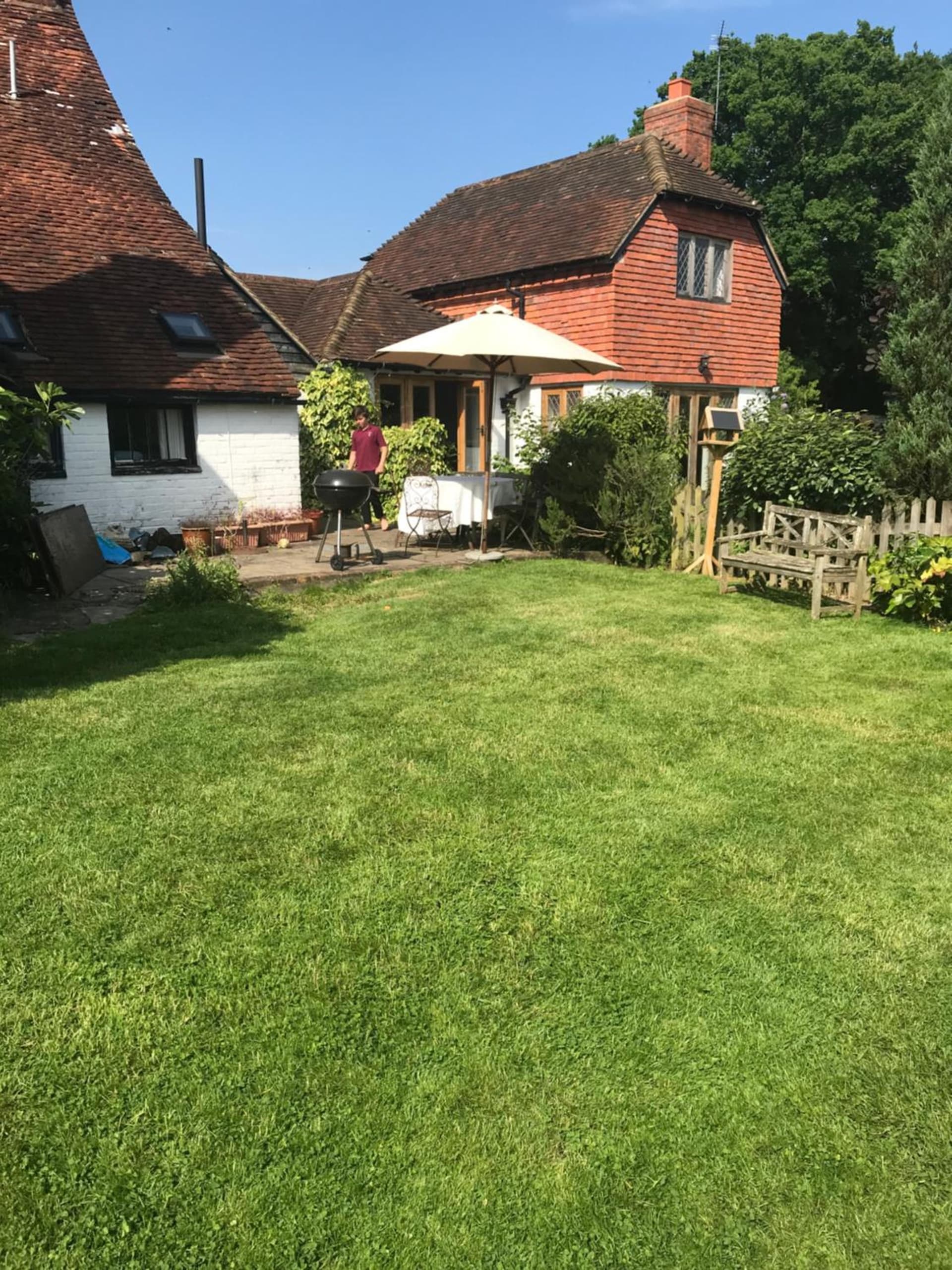 Hurst Hill, Dunsfold, foto 2