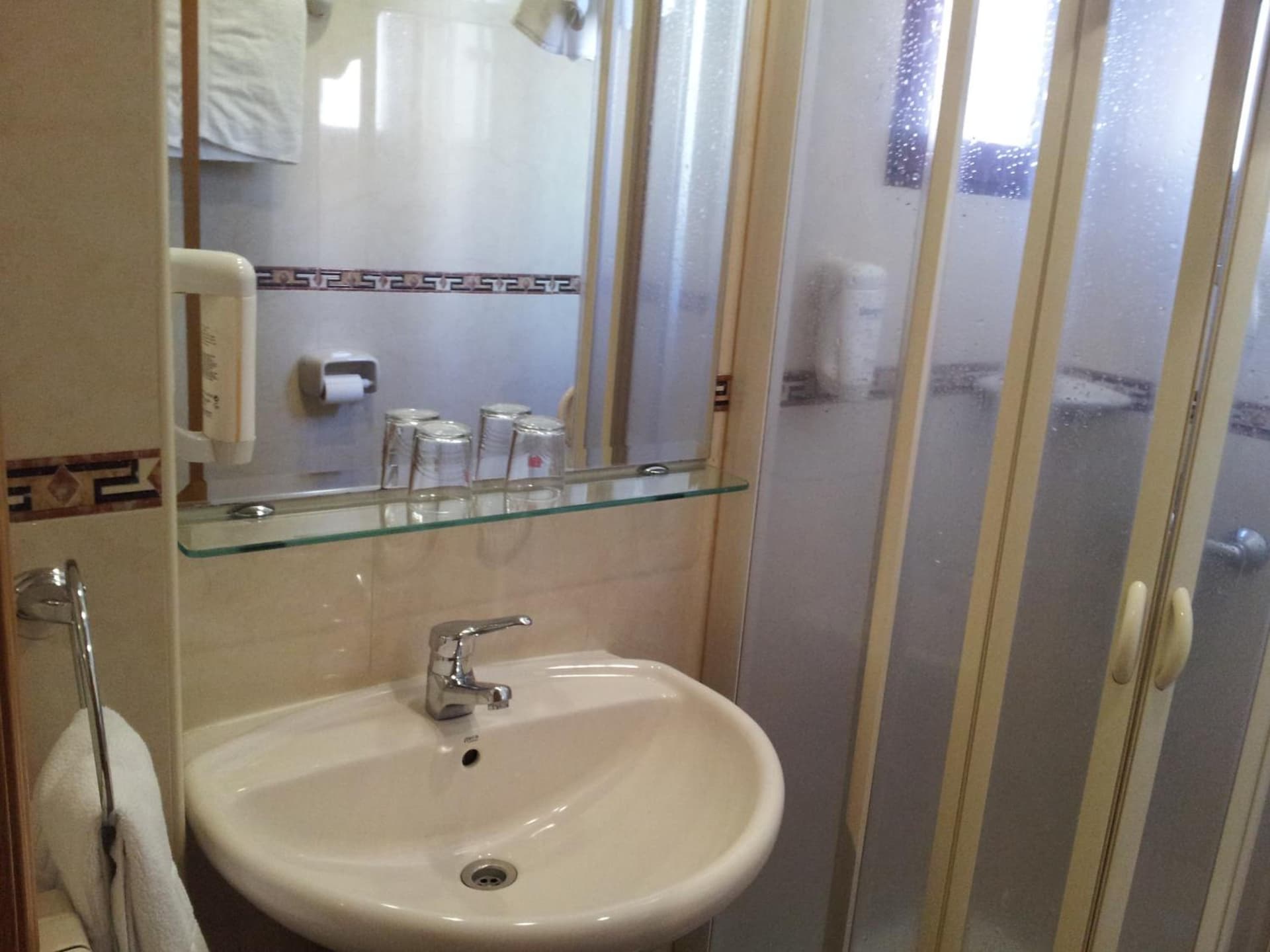Hostal Juan XXIII, San Sebastián de los Reyes, foto 2