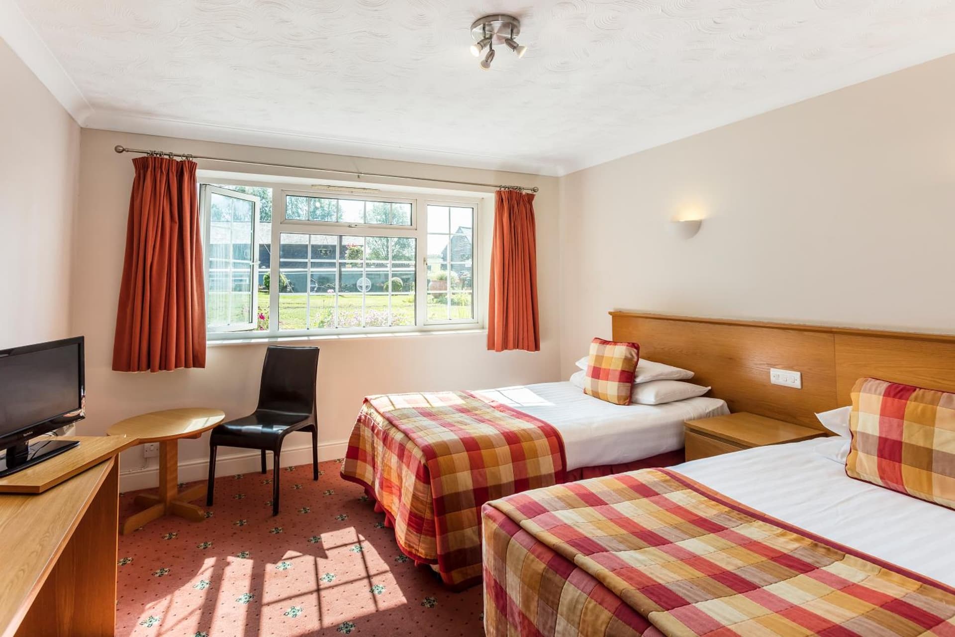 Roydon Marina Village Hotel, Roydon, foto 2