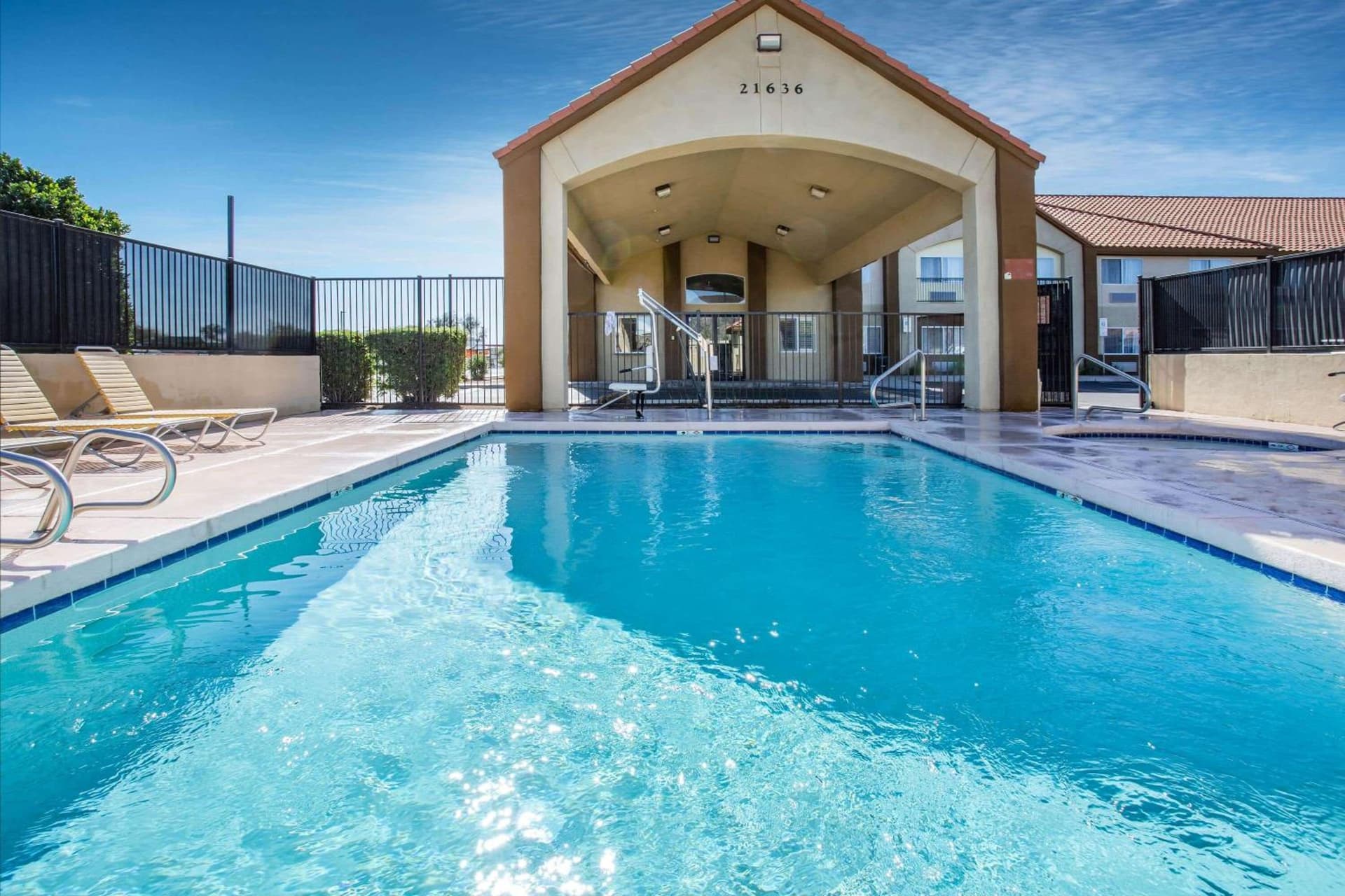 Days Inn by Wyndham Phoenix North, Phoenix, foto 2