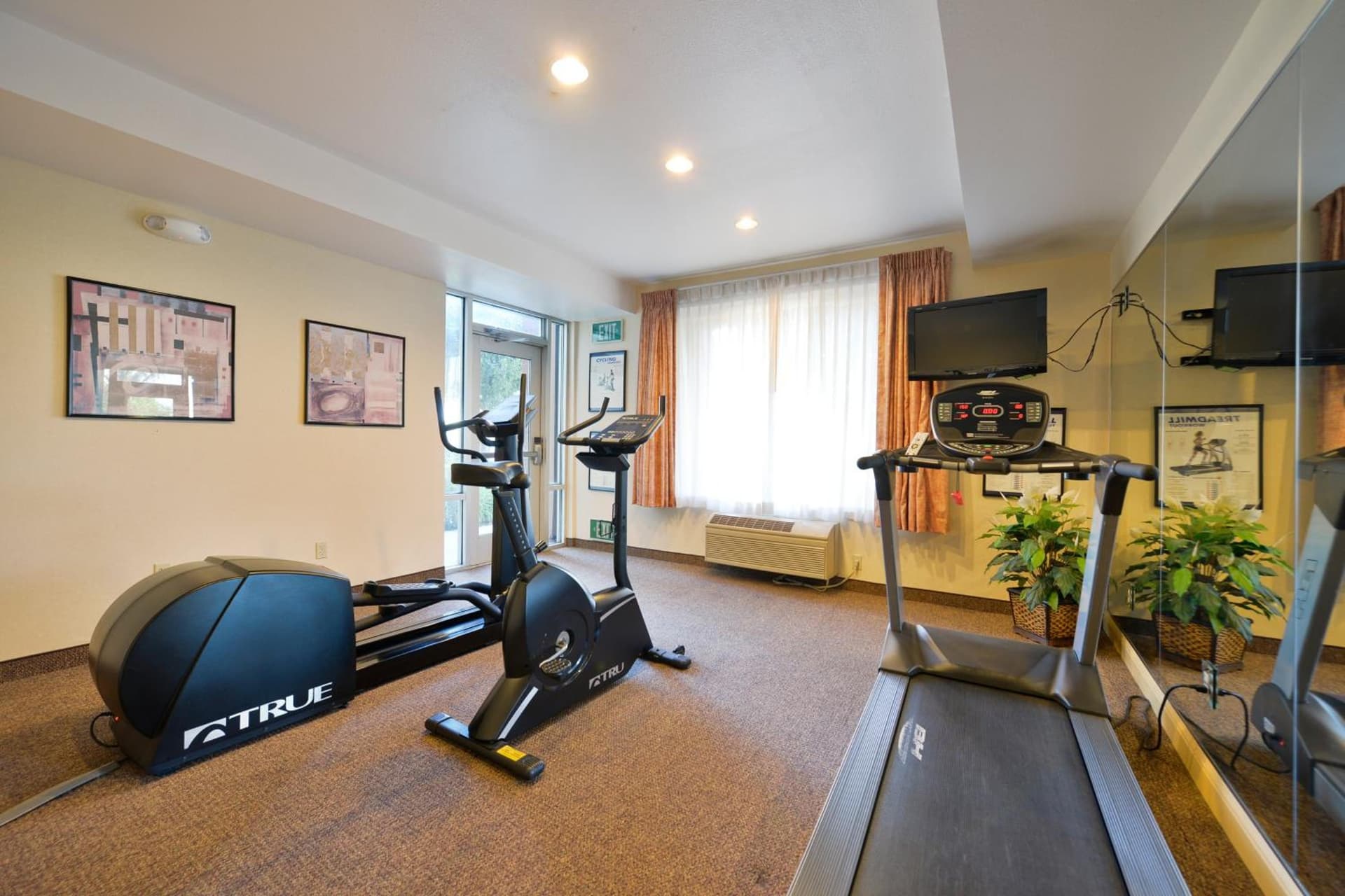 Holiday Inn Express Elk Grove West I-5 by IHG, Elk Grove, foto 2