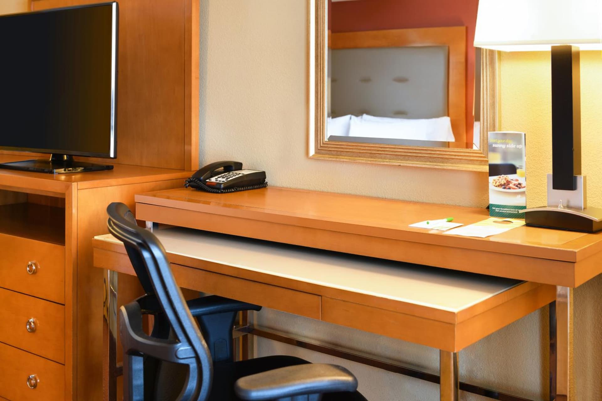 Holiday Inn & Suites Oakland - Airport by IHG, Oakland, foto 2