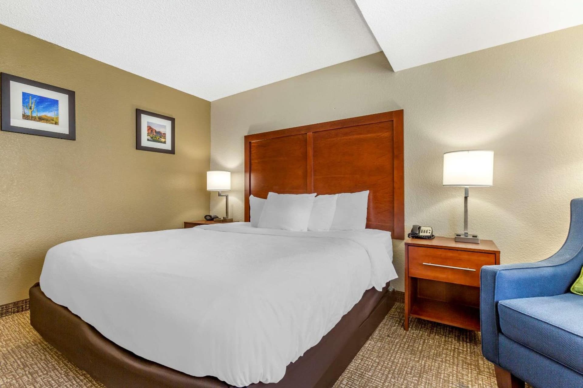 Comfort Inn & Suites Phoenix North - Deer Valley, Phoenix, foto 2