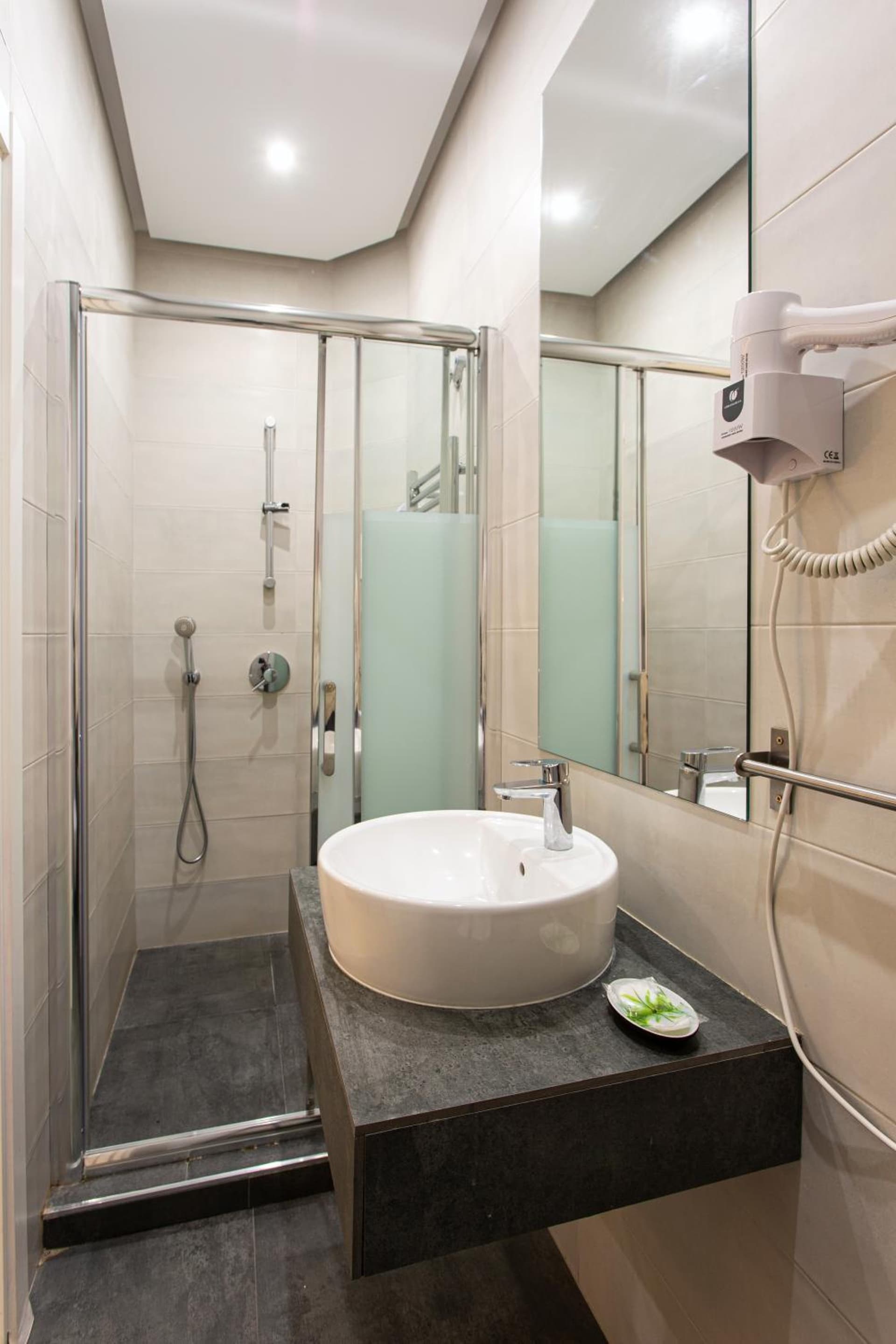 Hostal Manuela by gaiarooms, Madrid, foto 3