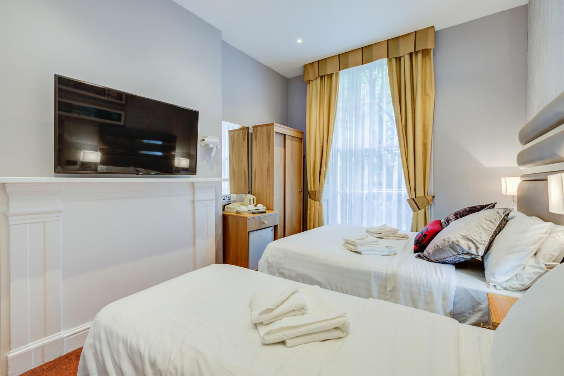 KingswayPark Hotel at Park Avenue, London, foto 2