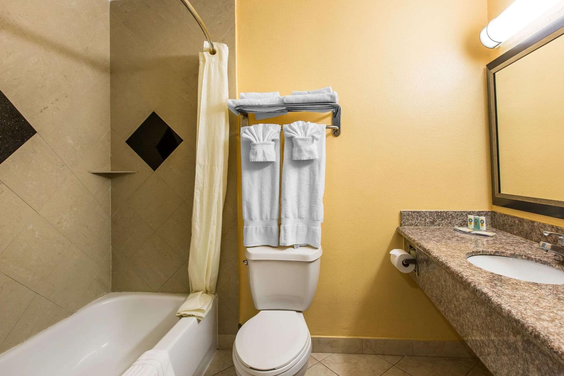 Quality Inn & Suites Bell Gardens-Los Angeles, Bell Gardens, foto 2