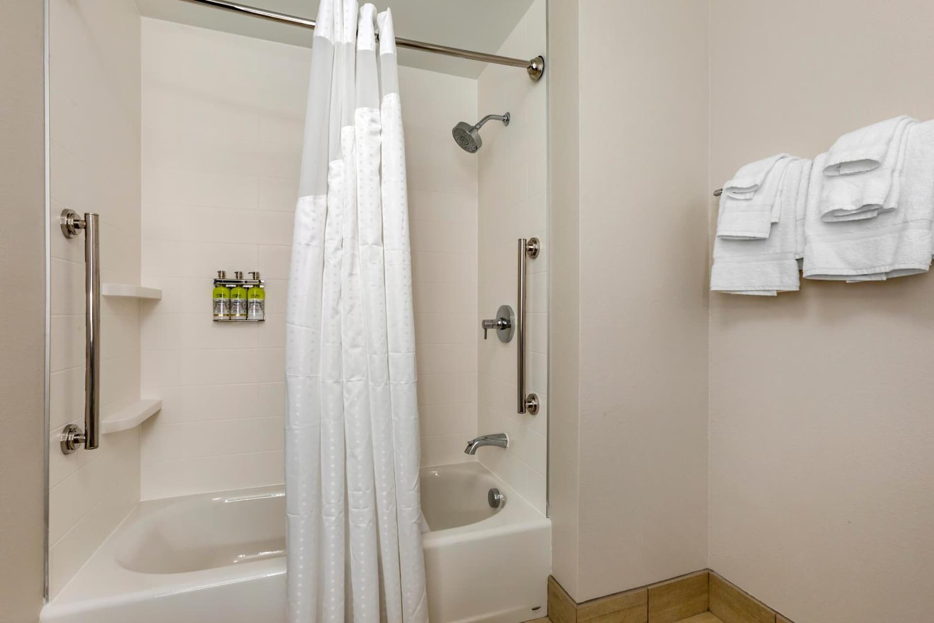 Holiday Inn Express & Suites - Phoenix Dwtn - State Capitol by IHG, Phoenix, foto 3