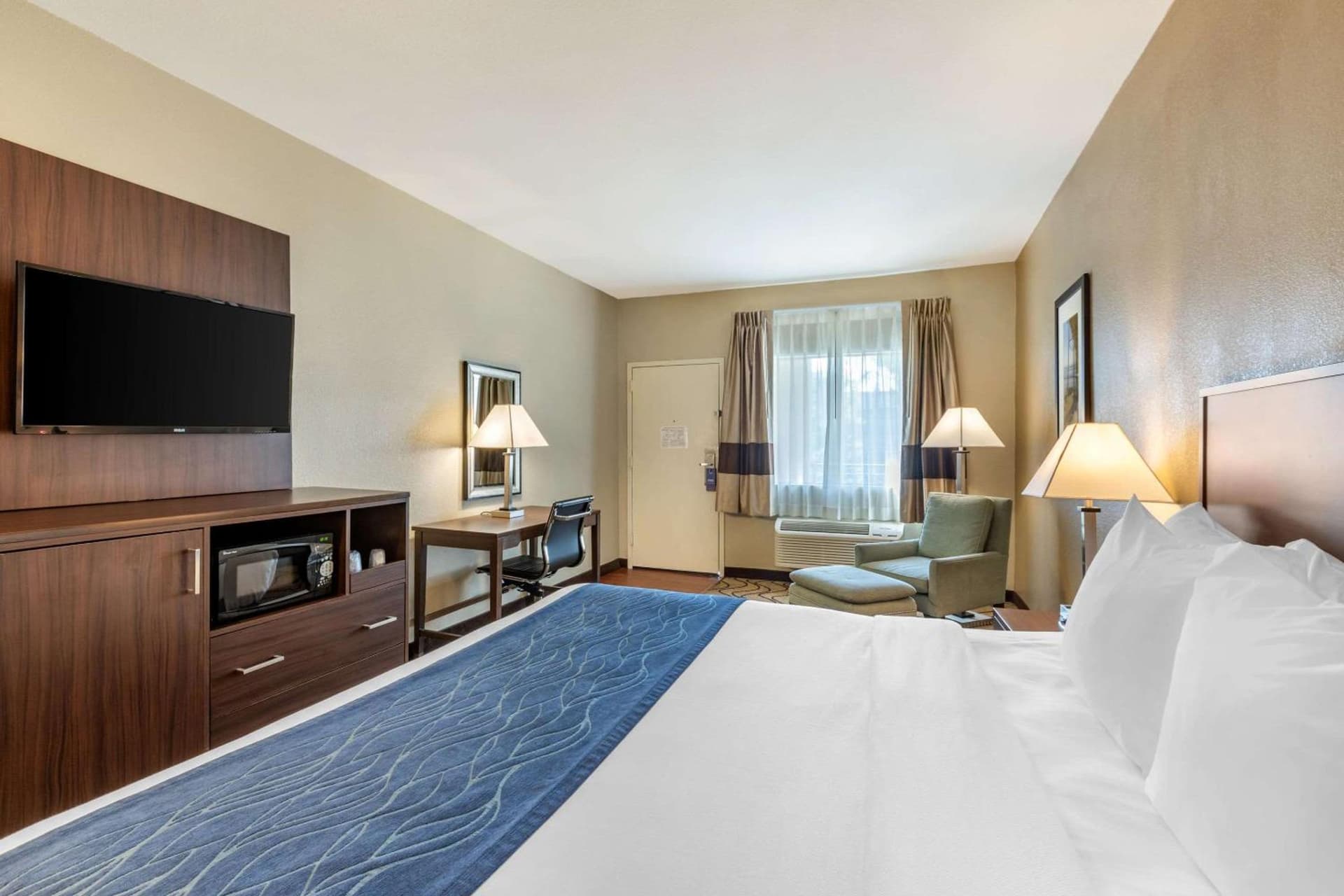 Comfort Inn & Suites Orange County John Wayne Airport, Santa Ana, foto 3