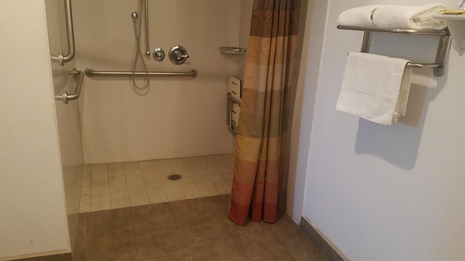 Epic Hotel, Pico Rivera, foto 3