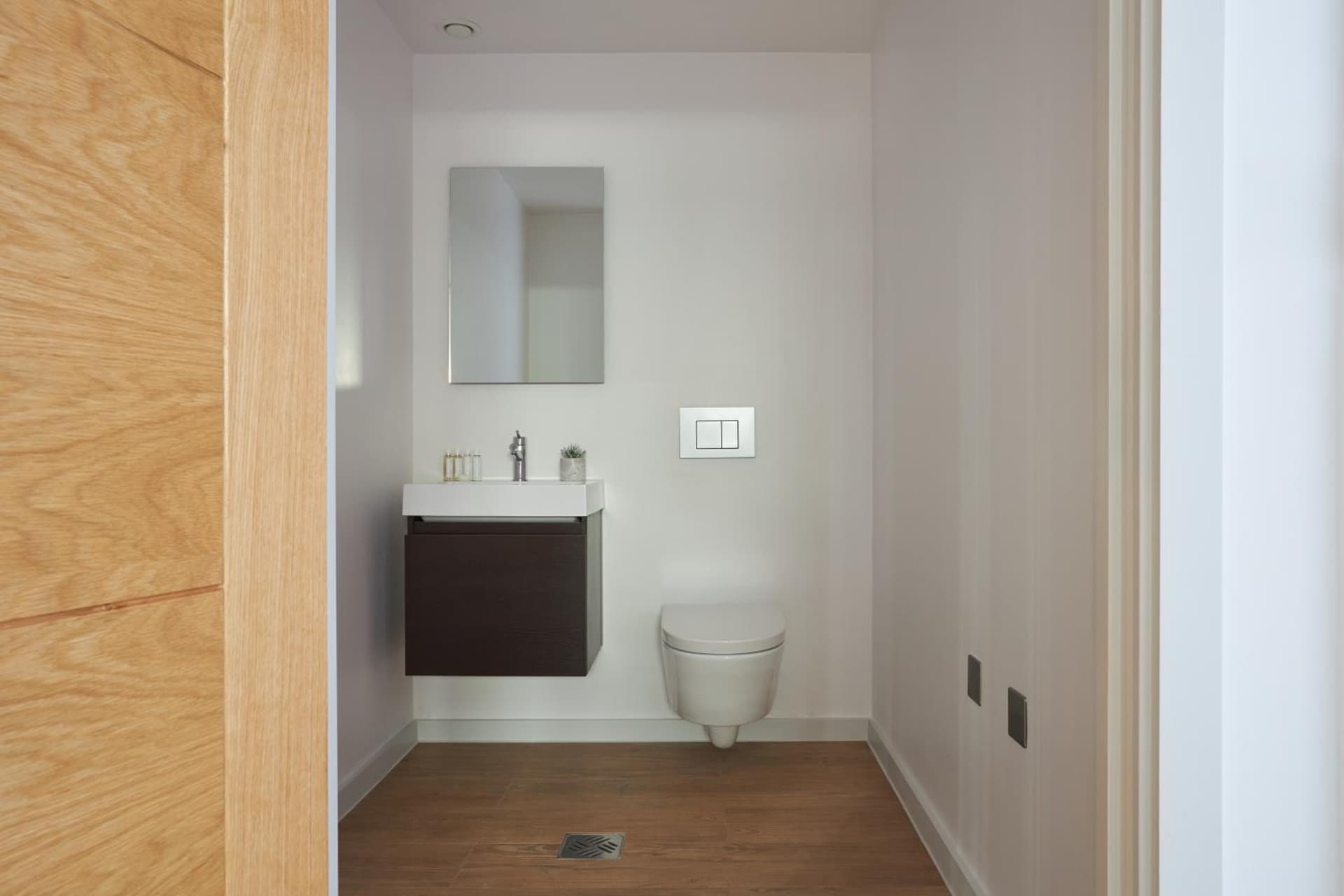 Hammersmith Mews by Viridian Apartments, London, foto 2