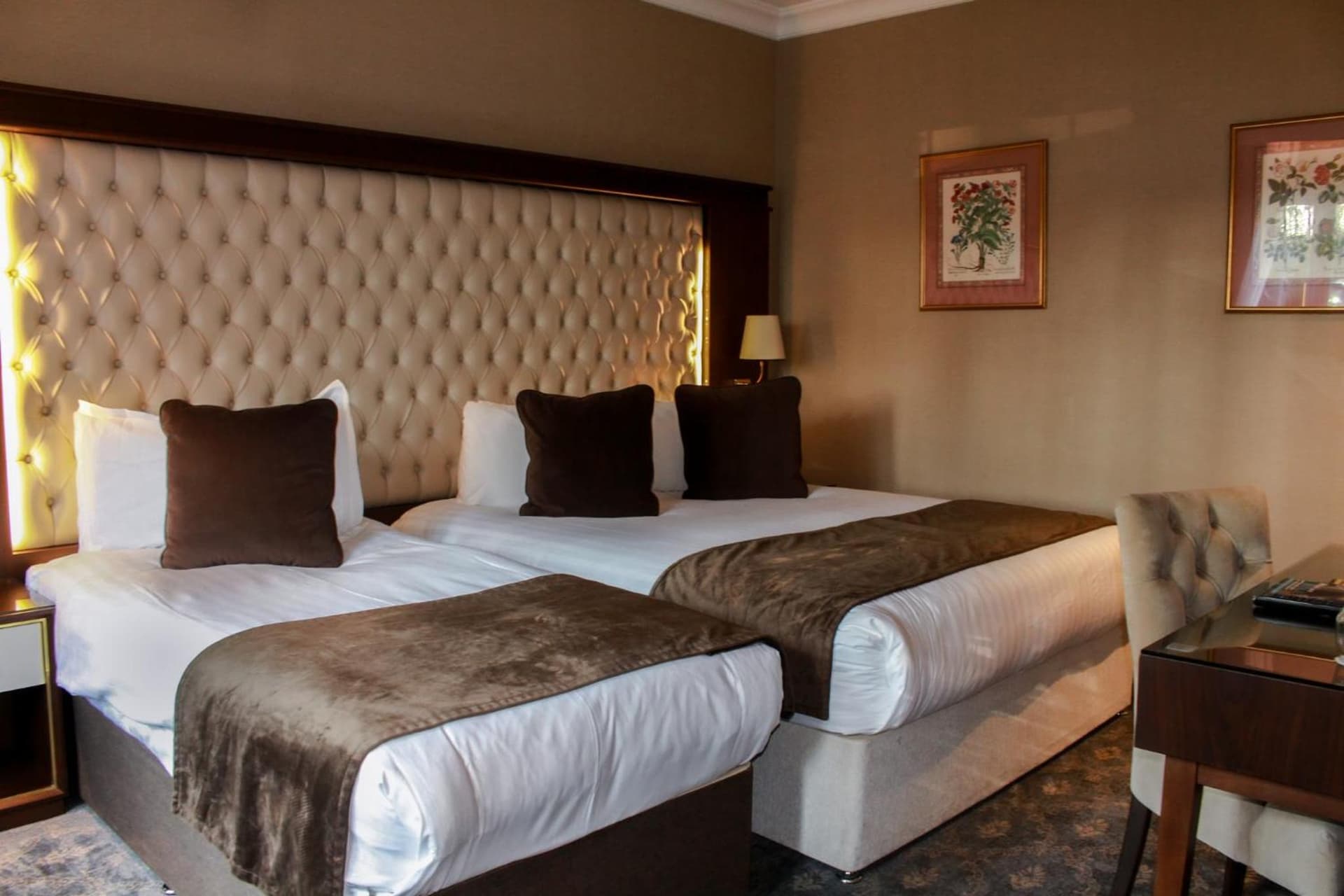 Warren House Hotel, Kingston upon Thames, foto 2