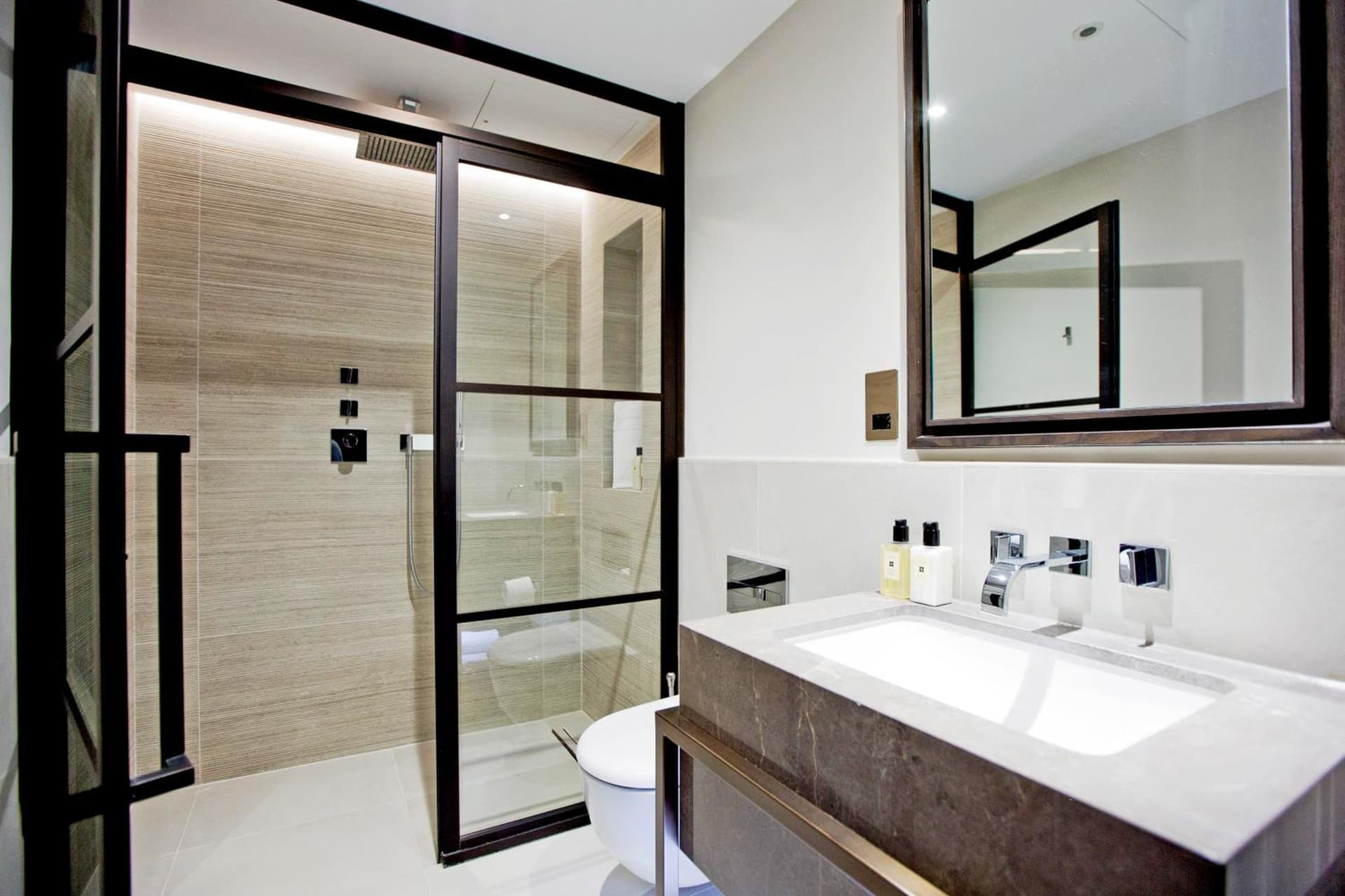37GS Residences, London, foto 2