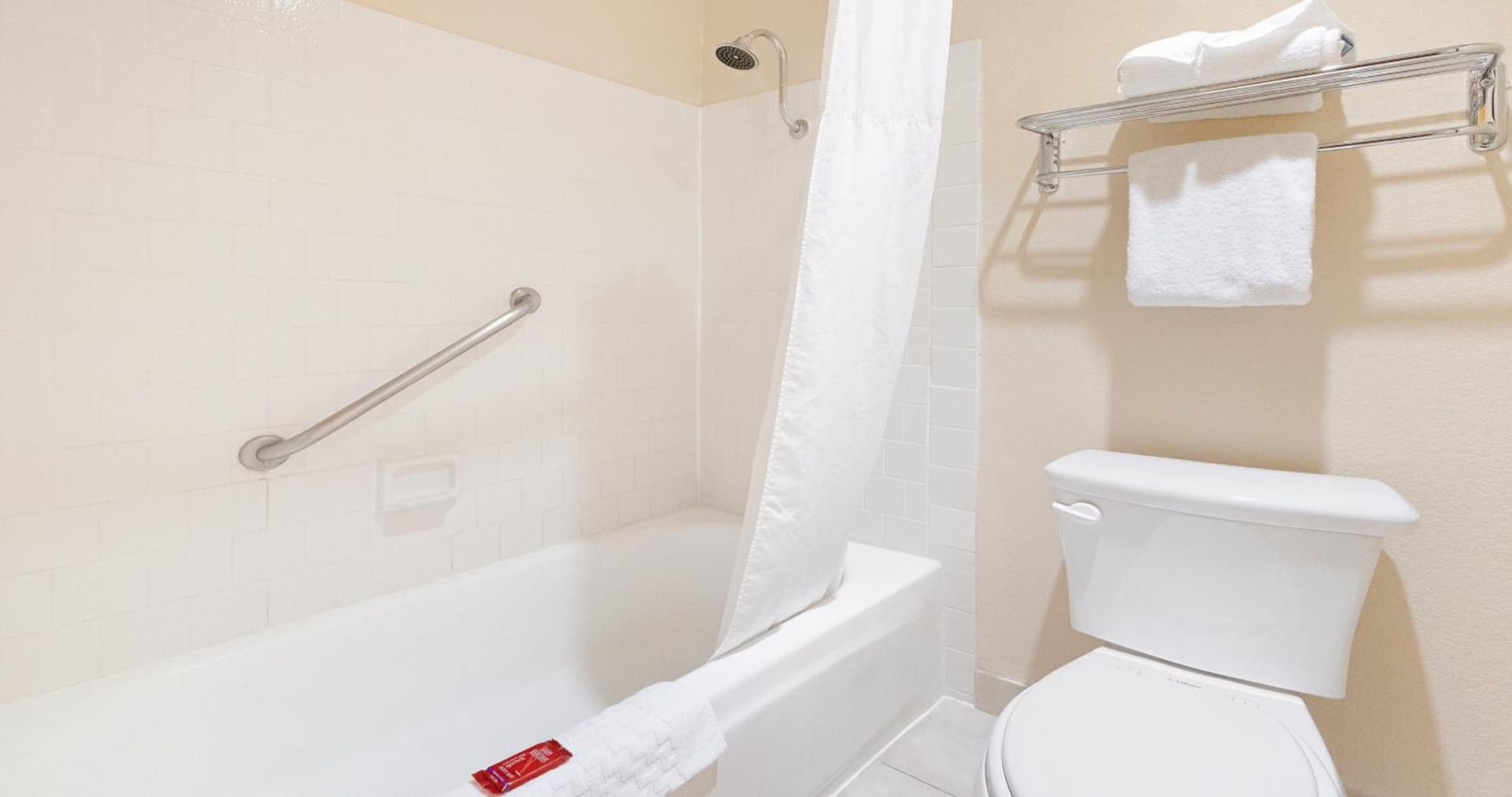 SureStay Plus Hotel by Best Western Sacramento North, Sacramento, foto 2