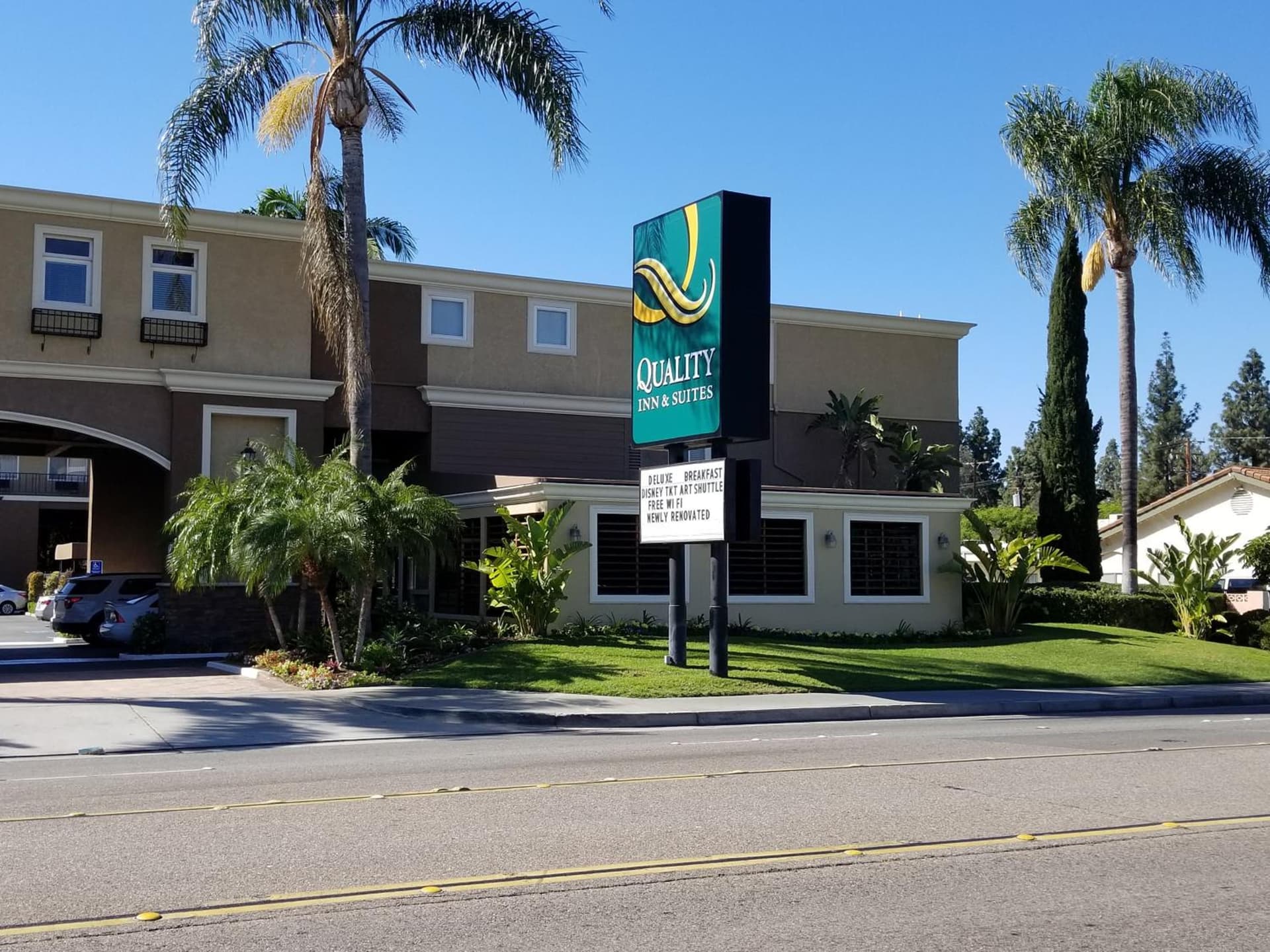 Quality Inn & Suites Anaheim Maingate, Anaheim, foto 3