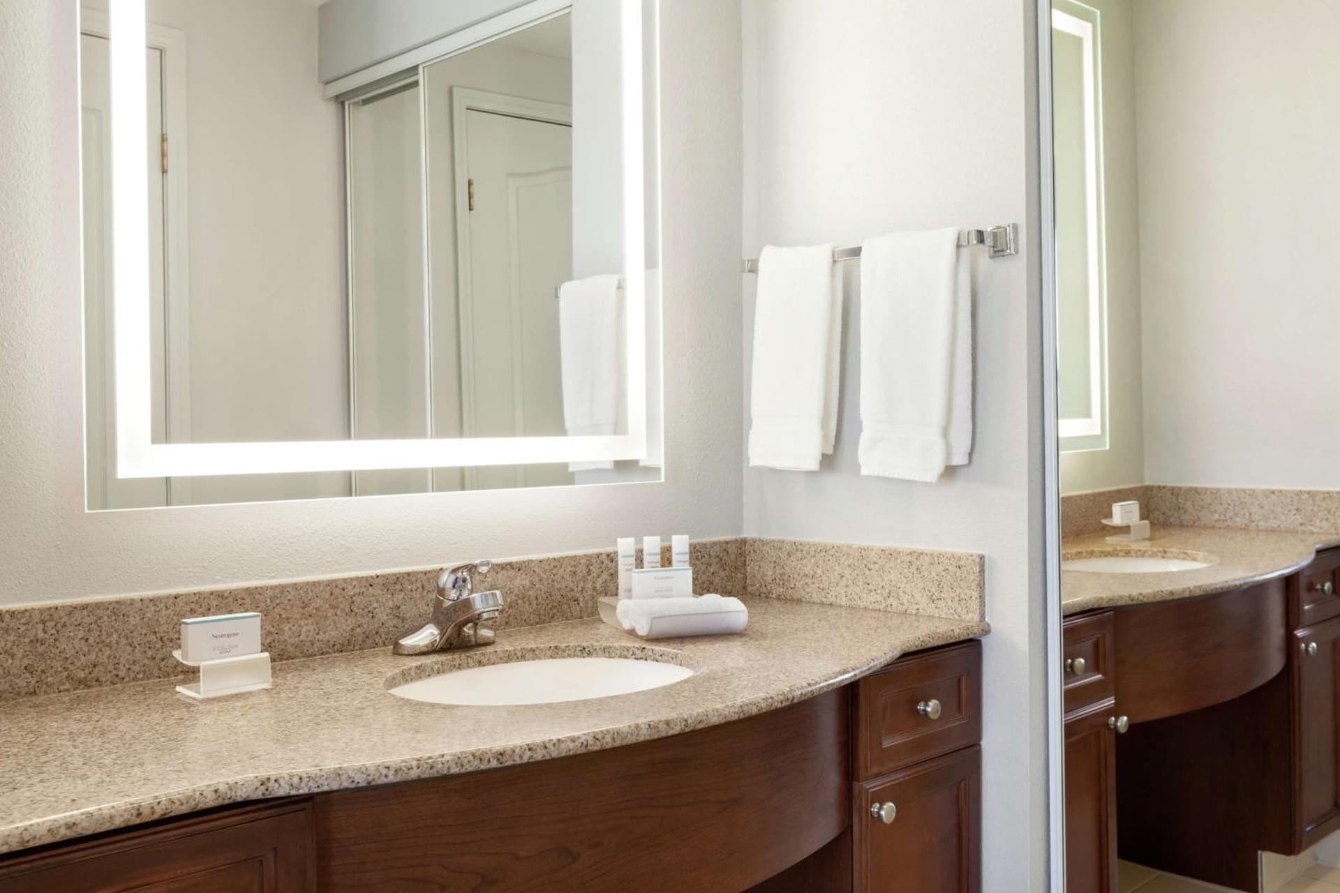 Homewood Suites by Hilton Sacramento/Roseville, Roseville, foto 3