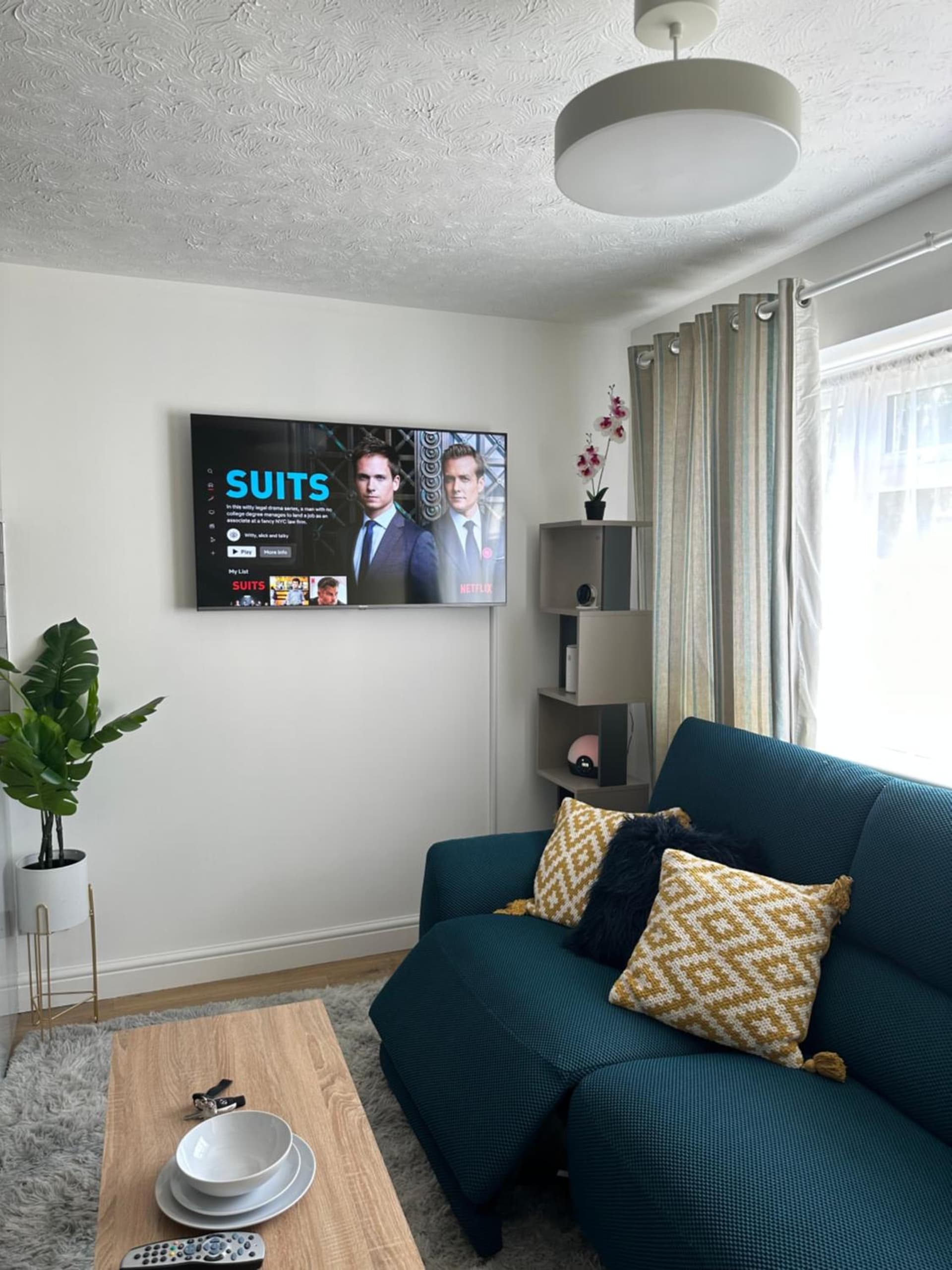 Dartford Luxurious House with Parking - Netflix - Wi-Fi, Kent, foto 3