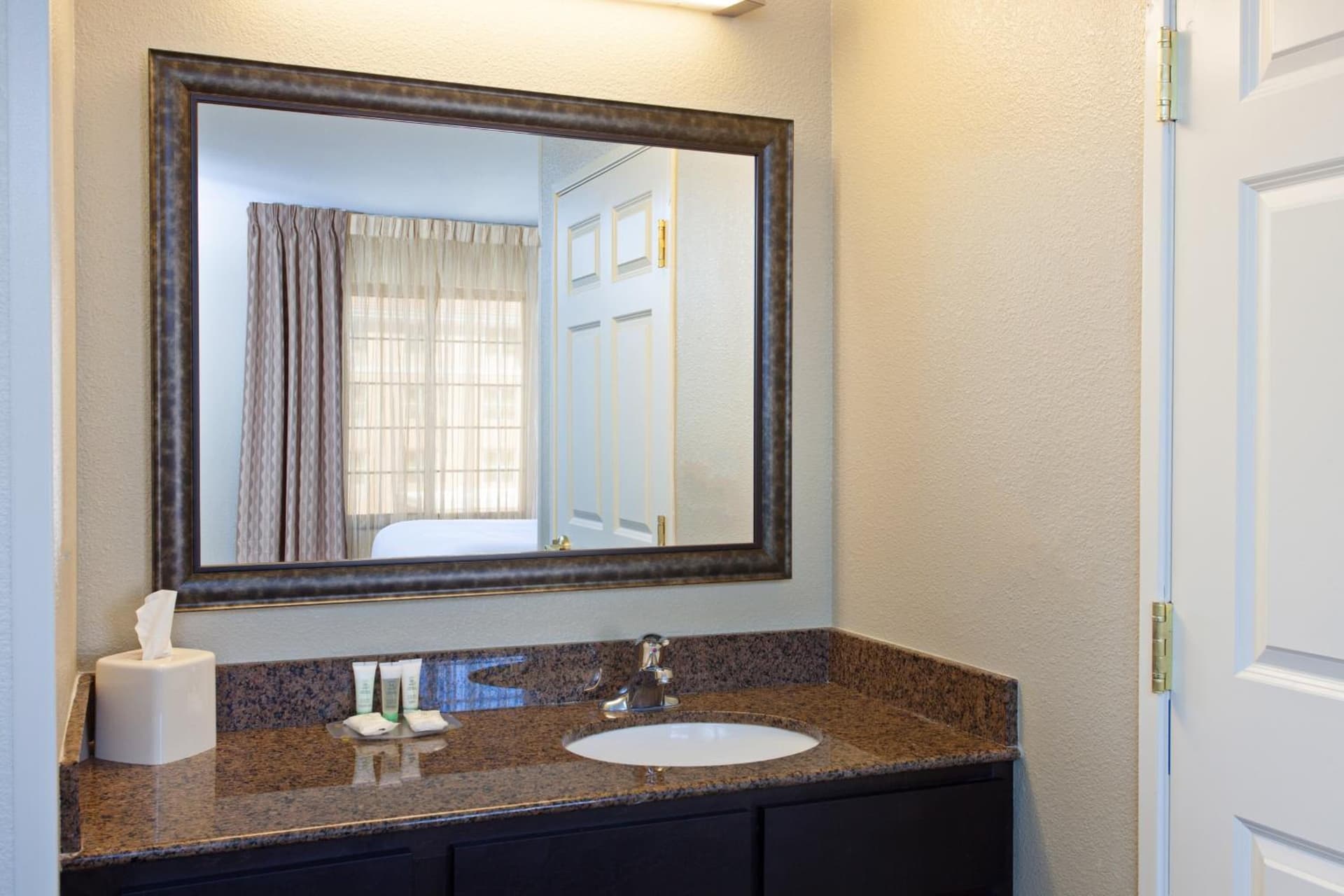 Staybridge Suites Fairfield Napa Valley Area by IHG, Fairfield, foto 2