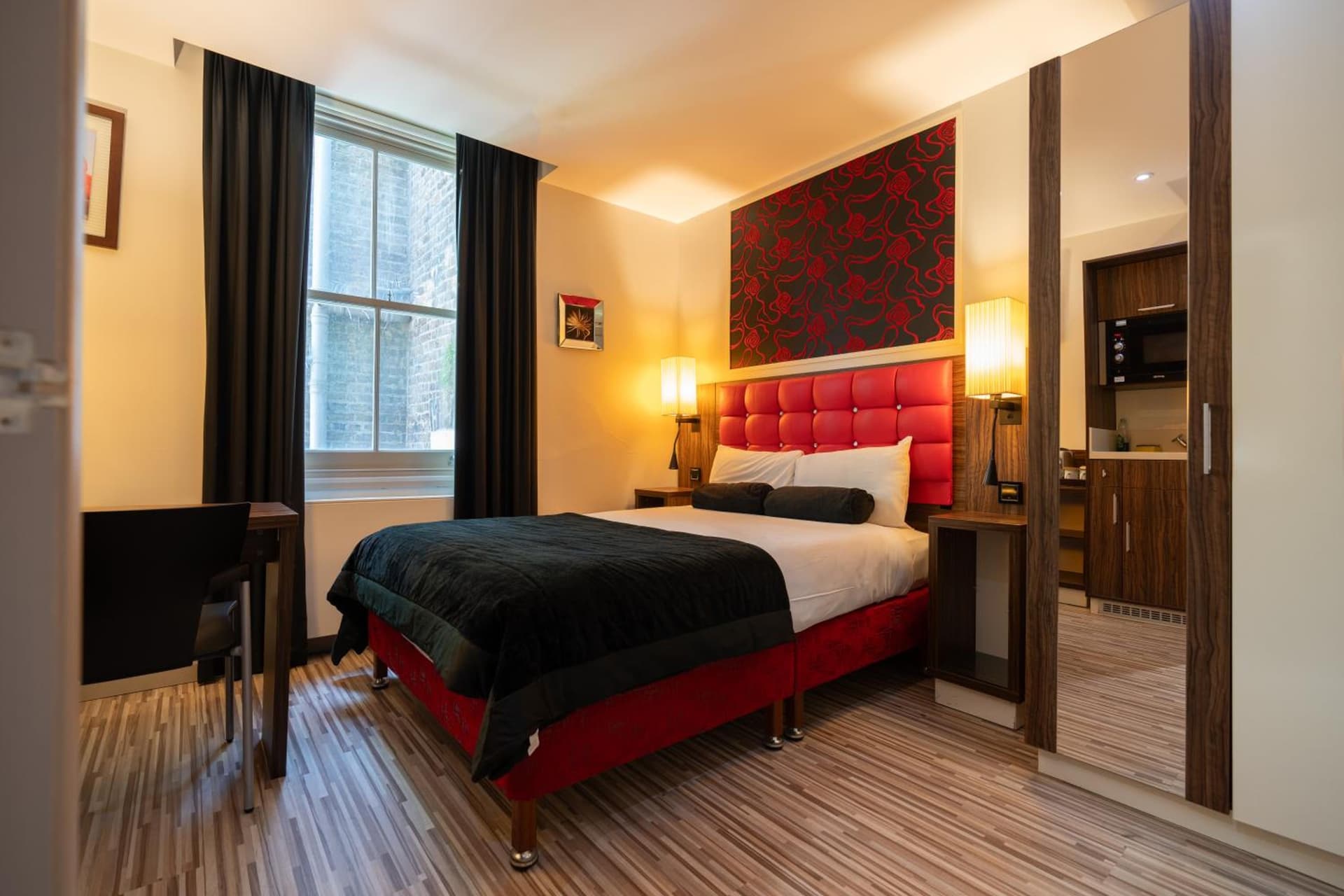 Simply Rooms & Suites, London, foto 3