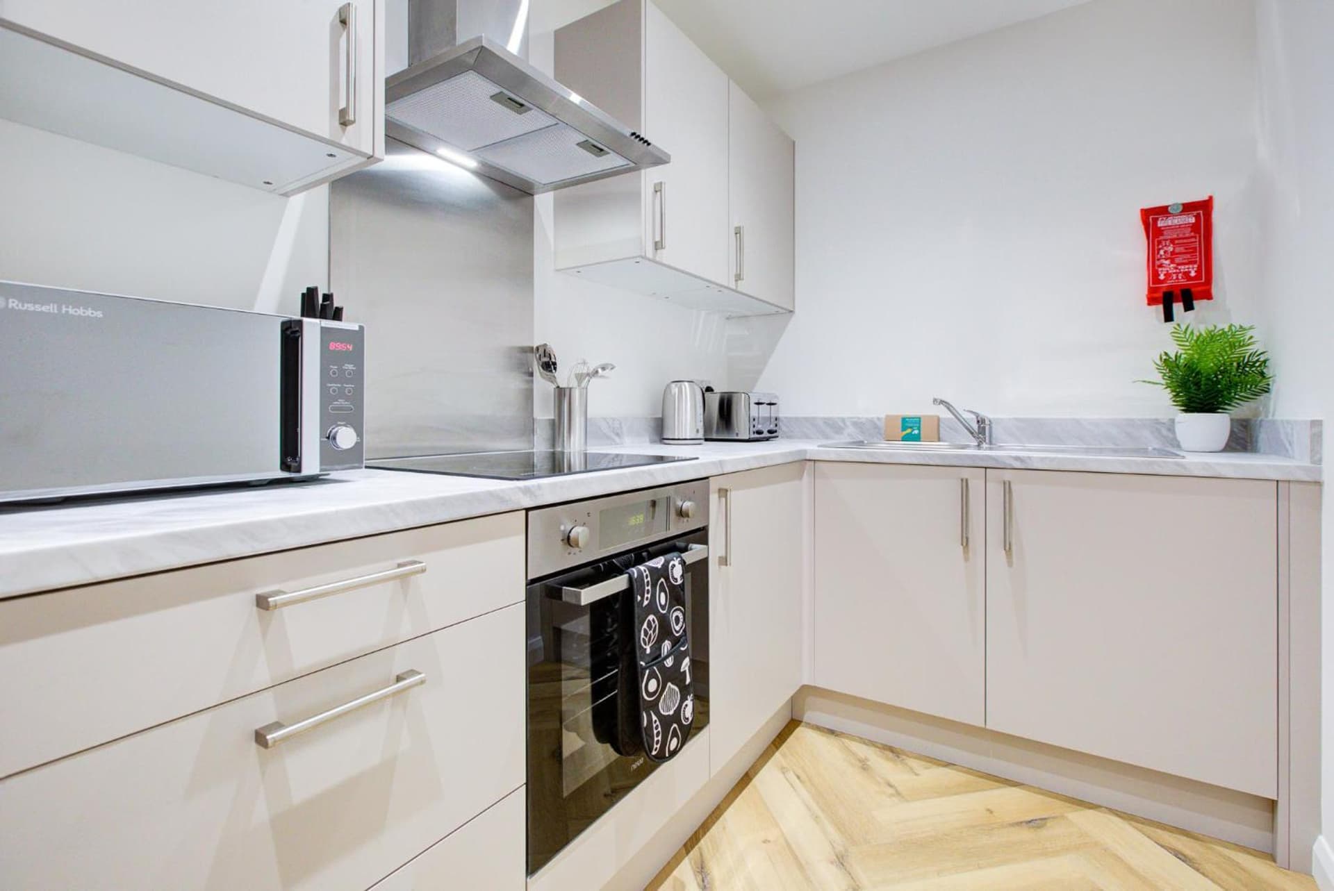 Hybrid Resi - London, Mitcham close to Tooting and Wimbledon, Mitcham, foto 2