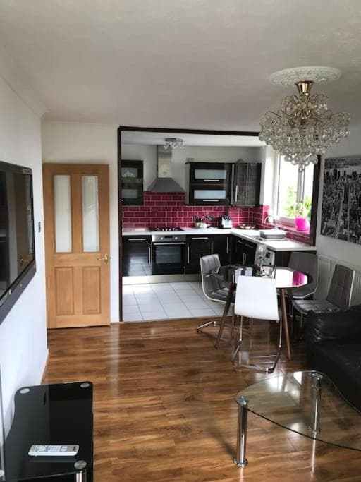 Entire flat, comfortable 2 double bedrooms, Woolwich, foto 3