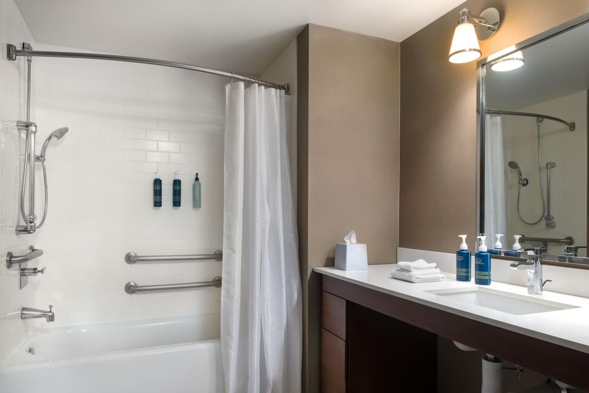 Four Points by Sheraton at Phoenix Mesa Gateway Airport, Mesa, foto 2