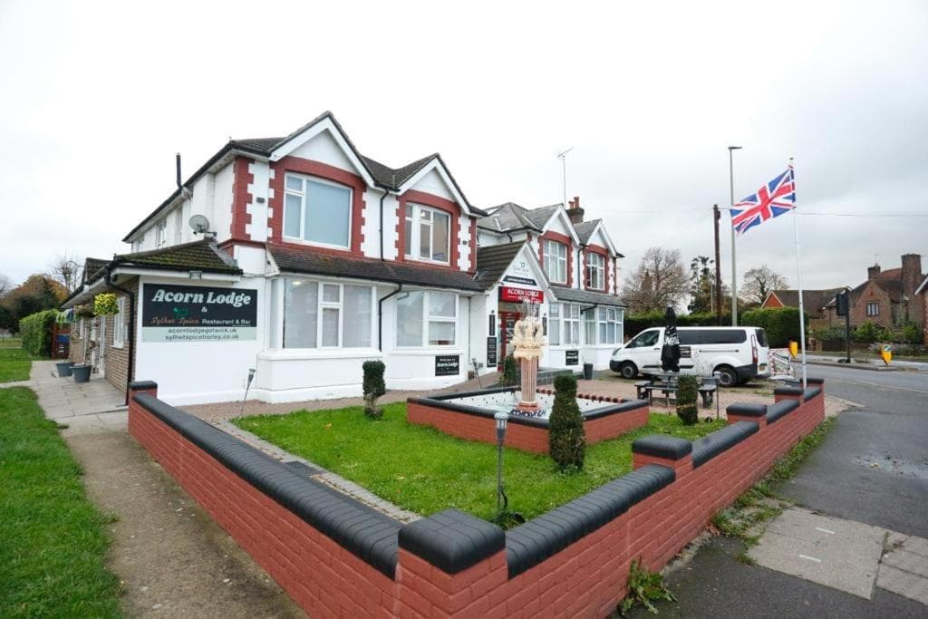 Acorn Lodge Hotel Gatwick & Parking, Horley, foto 3