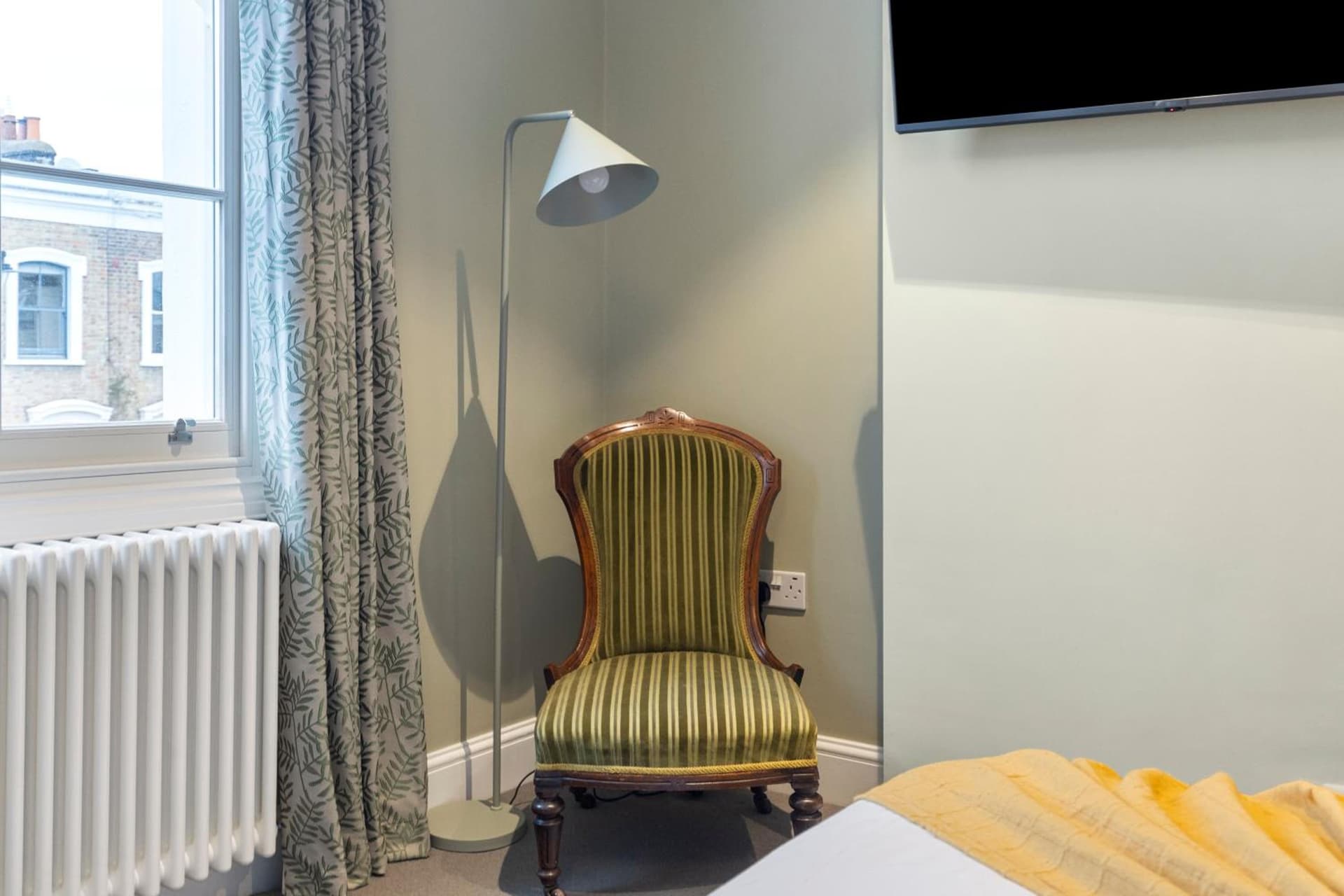 Guest Favorite Private home with King sized bed and Garden newly renovated, London, foto 2