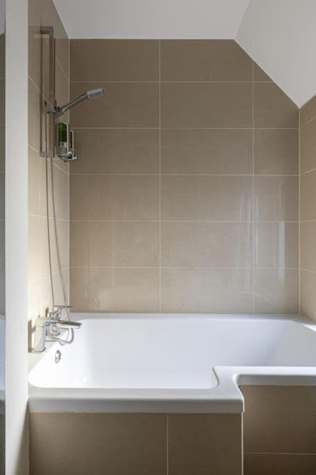 Flat in Guildford, Stoughton, foto 2