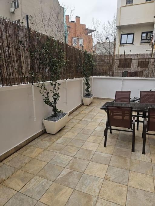 Elegant apartment with yard for 4 pax in Tetuan - 1, Madrid, foto 3