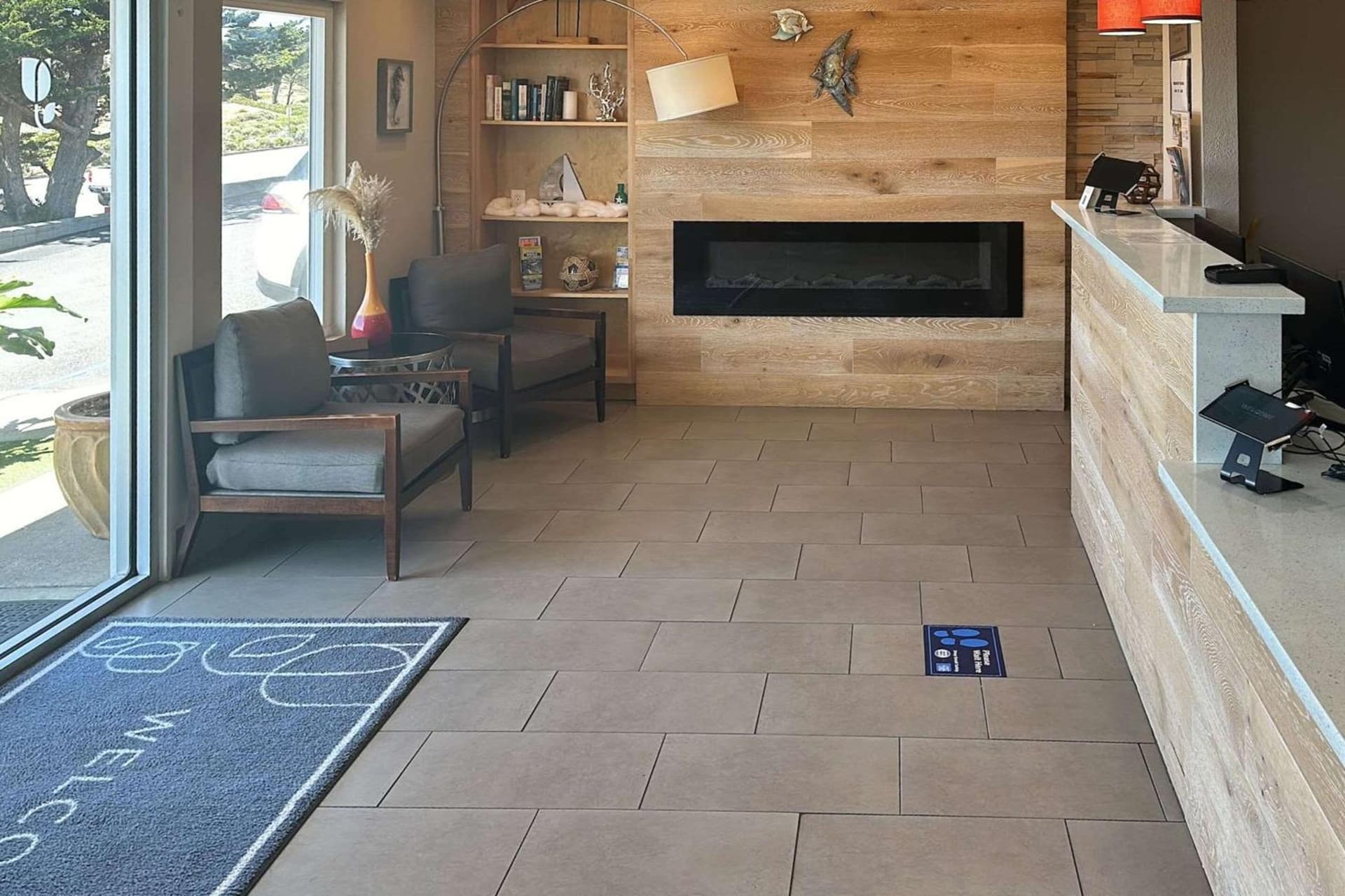 Country Inn & Suites by Radisson, Monterey Beachfront-Marina, CA, Marina, foto 3