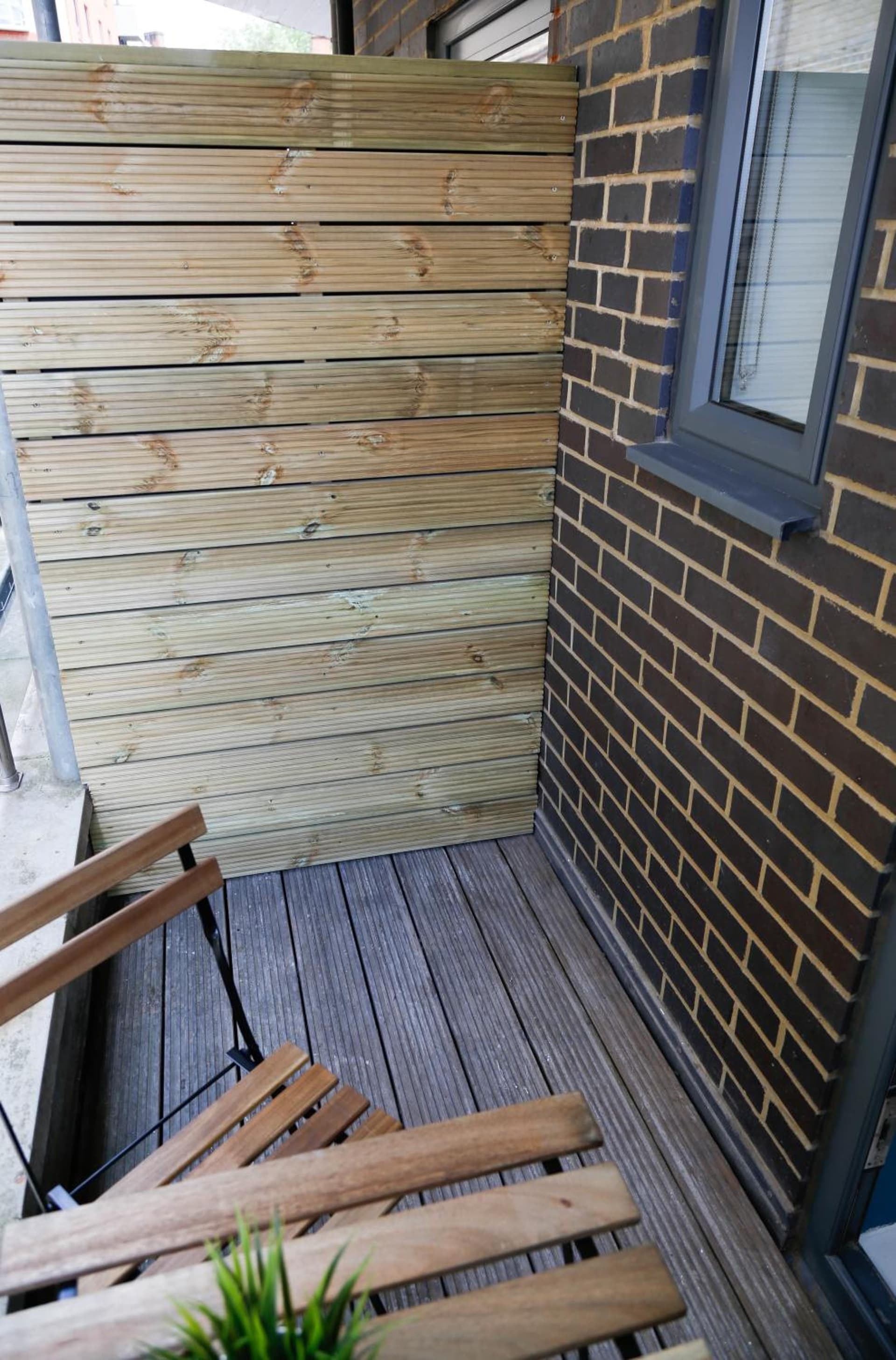 New Luxury Rooms in the Heart of London Next to Shops, Cafes, Bars & Metro with Shared Bathrooms, London, foto 2