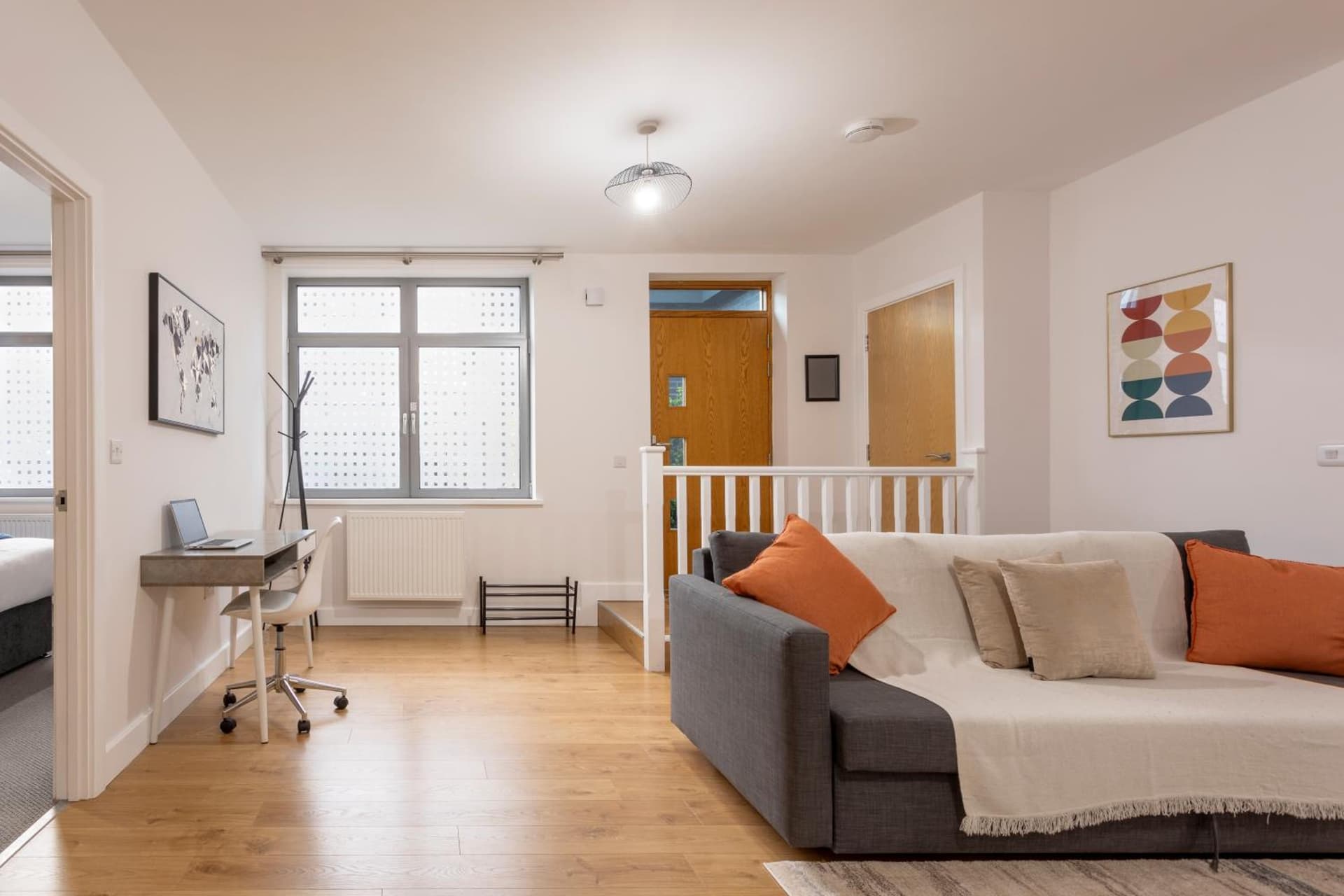 1 Bed Apartment - Redhill Central, Surrey, Gatwick #4, Redhill, foto 2