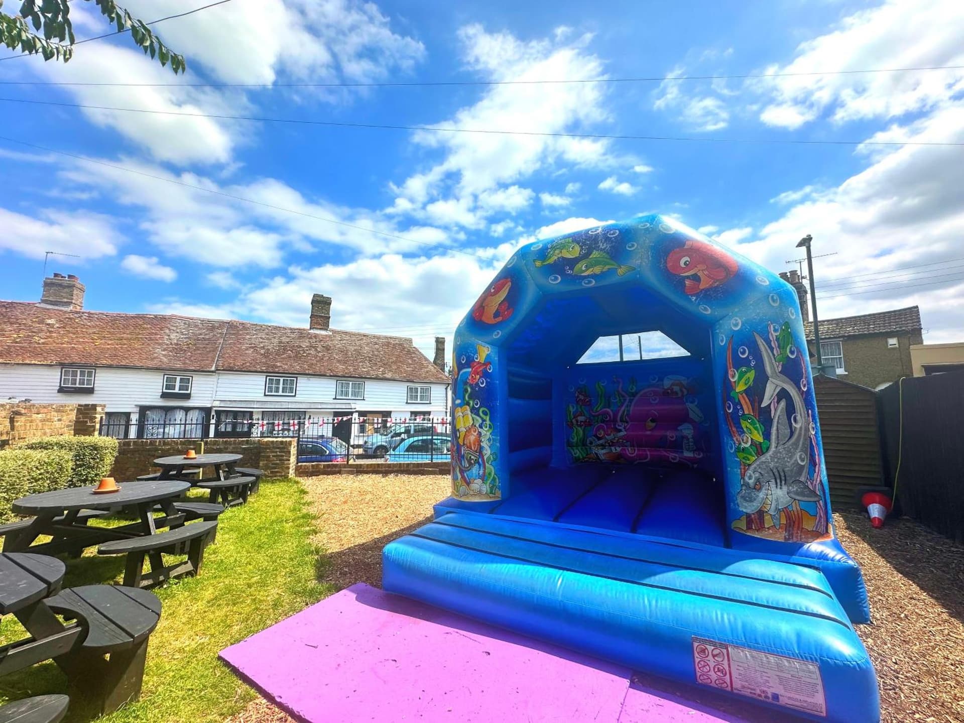The Six Bells, Rochester, foto 2
