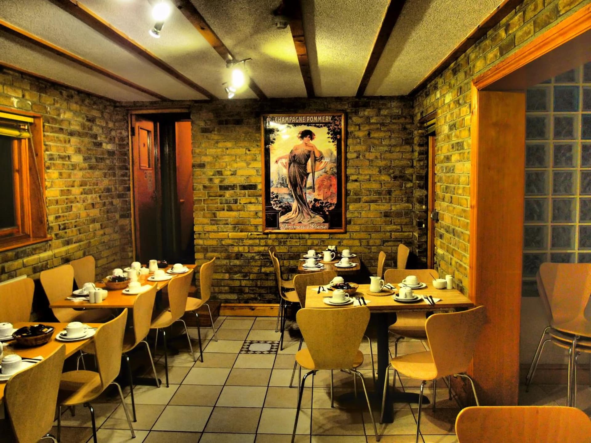 Hotel 65, London, foto 2