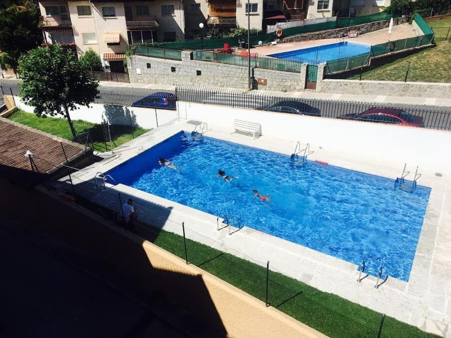 La Casa de la Luz con Piscina Julio y Agosto, Mataelpino, foto 2